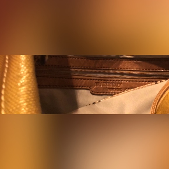 Hilary Radley unique handbag - Picture 9 of 12